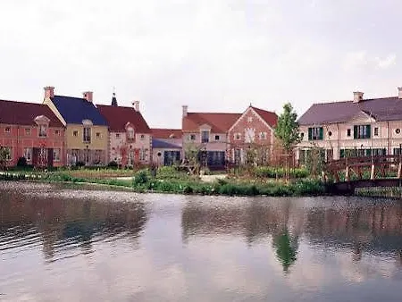 Hotel Marriott Village D'ille De France 5*